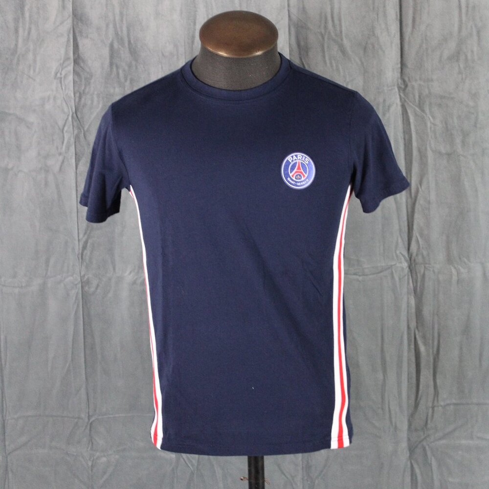 Soccer Shirt - Paris Saint Germain Shoulder to Shoulder Graphic - Men's Medium